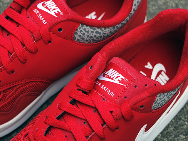 AIR SAFARI “UNIVERSITY RED” - 02