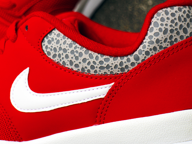 AIR SAFARI “UNIVERSITY RED” - 03