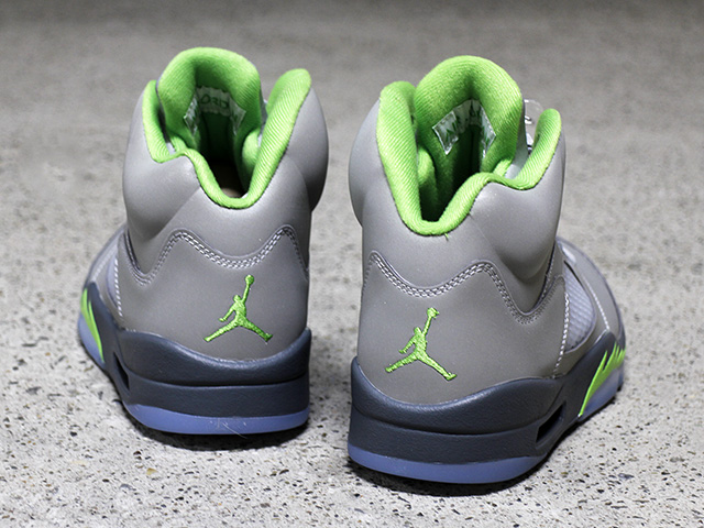 AIR JORDAN 5 RETRO GREEN BEAN & FLINT - 04