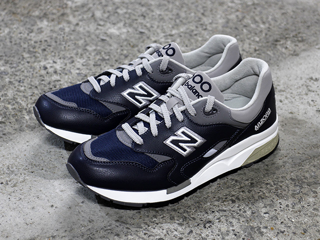 NEW BALANCE CM1600 NAVY - 01