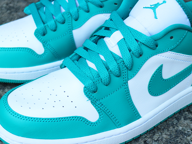 WMNS AIR JORDAN 1 LOW “NEW EMERALD” - 02