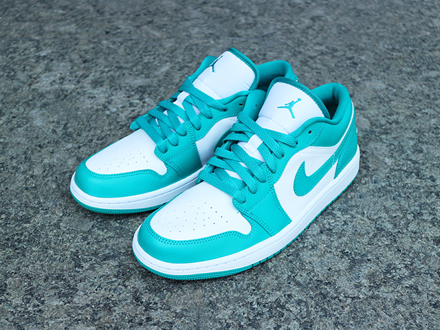 WMNS AIR JORDAN 1 LOW “NEW EMERALD” - 01