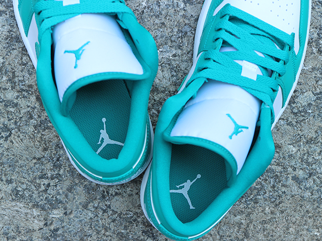 WMNS AIR JORDAN 1 LOW “NEW EMERALD” - 03