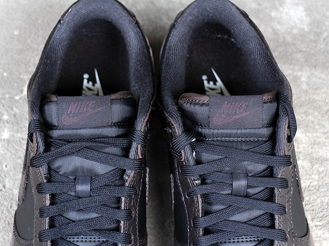 DUNK LOW SE “BLACK/VELVET BROWN” - 02