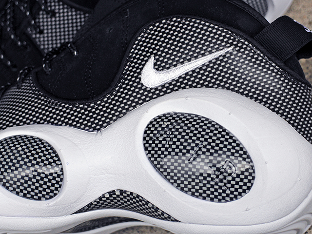 AIR ZOOM FLIGHT 95 “BLACK METALLIC” - 03