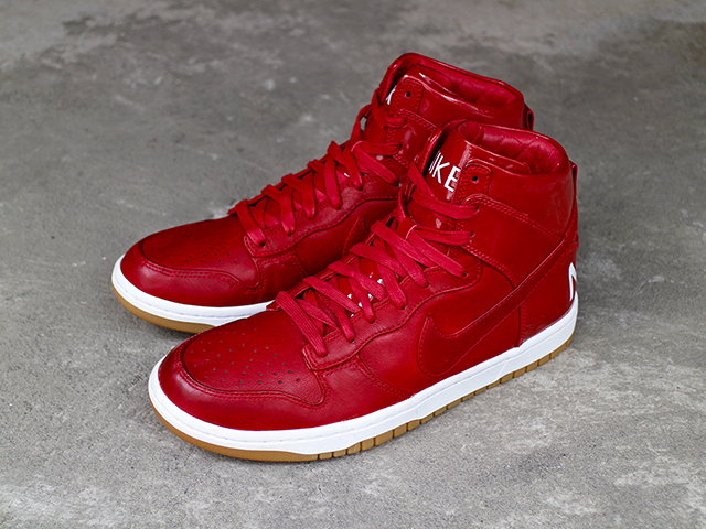 DUNK LUX SP GYM RED - 01