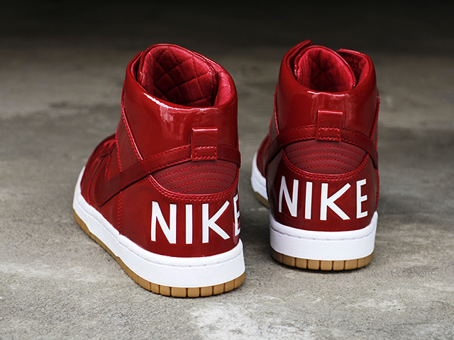 DUNK LUX SP GYM RED - 05