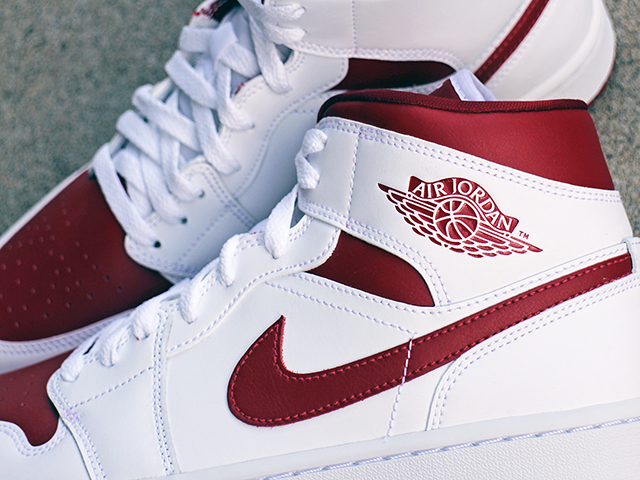 WMNS AIR JORDAN 1 MID WHITE/POMEGRANATE - 03