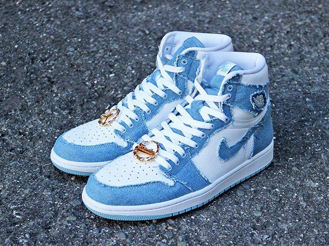 WMNS AIR JORDAN 1 RETRO HI OG WHITE/BOARDER BLUE - 01