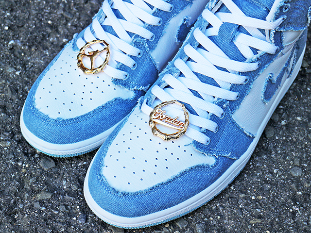 WMNS AIR JORDAN 1 RETRO HI OG WHITE/BOARDER BLUE - 02