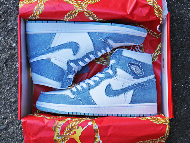 WMNS AIR JORDAN 1 RETRO HI OG WHITE/BOARDER BLUE - 05