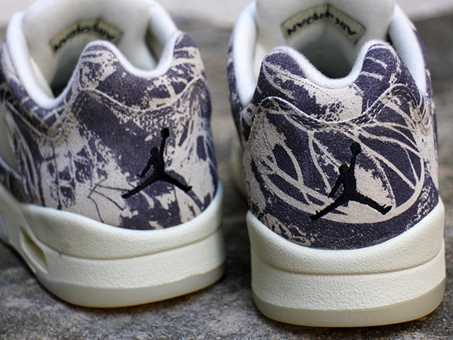 WMNS AIR JORDAN 5 RETRO LOW COCONUT MILK - 03