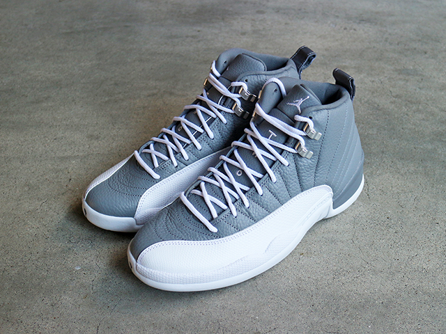 AIR JORDAN 12 RETRO “STEALTH” - 01