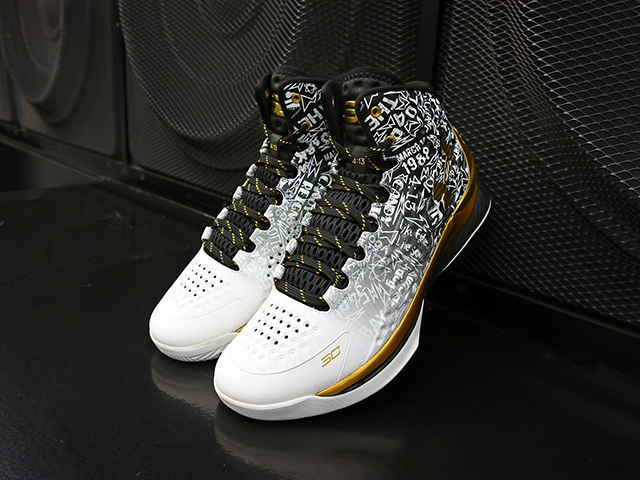 UA CURRY “BACK 2 BACK MVP PACK” - 01