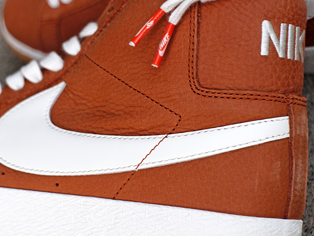 NIKE SB ORANGE LABEL SB ZOOM BLAZER MID ISO “DARK RUSSET” - 03